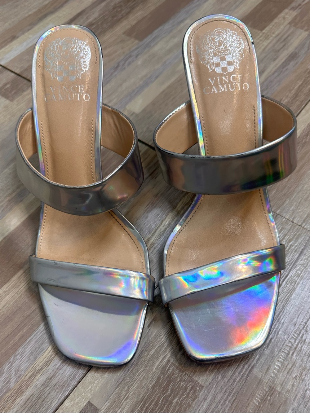 Vince Camuto Iridescent Silver Holographic Strappy Slide Pump Women’s Size 8